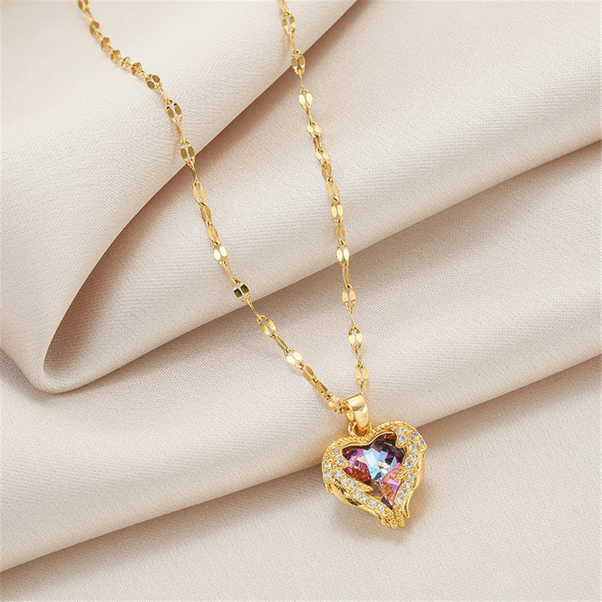 Crystal Heart Pendant Necklace - Brooksandezra