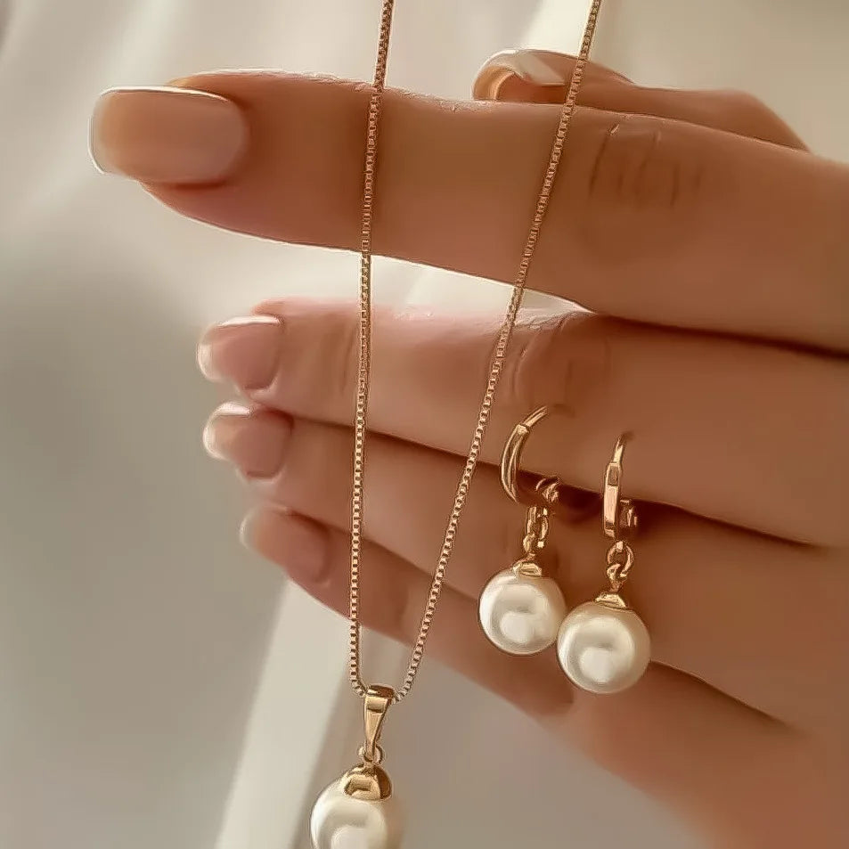 Pearl Jewellery Set - Brooksandezra