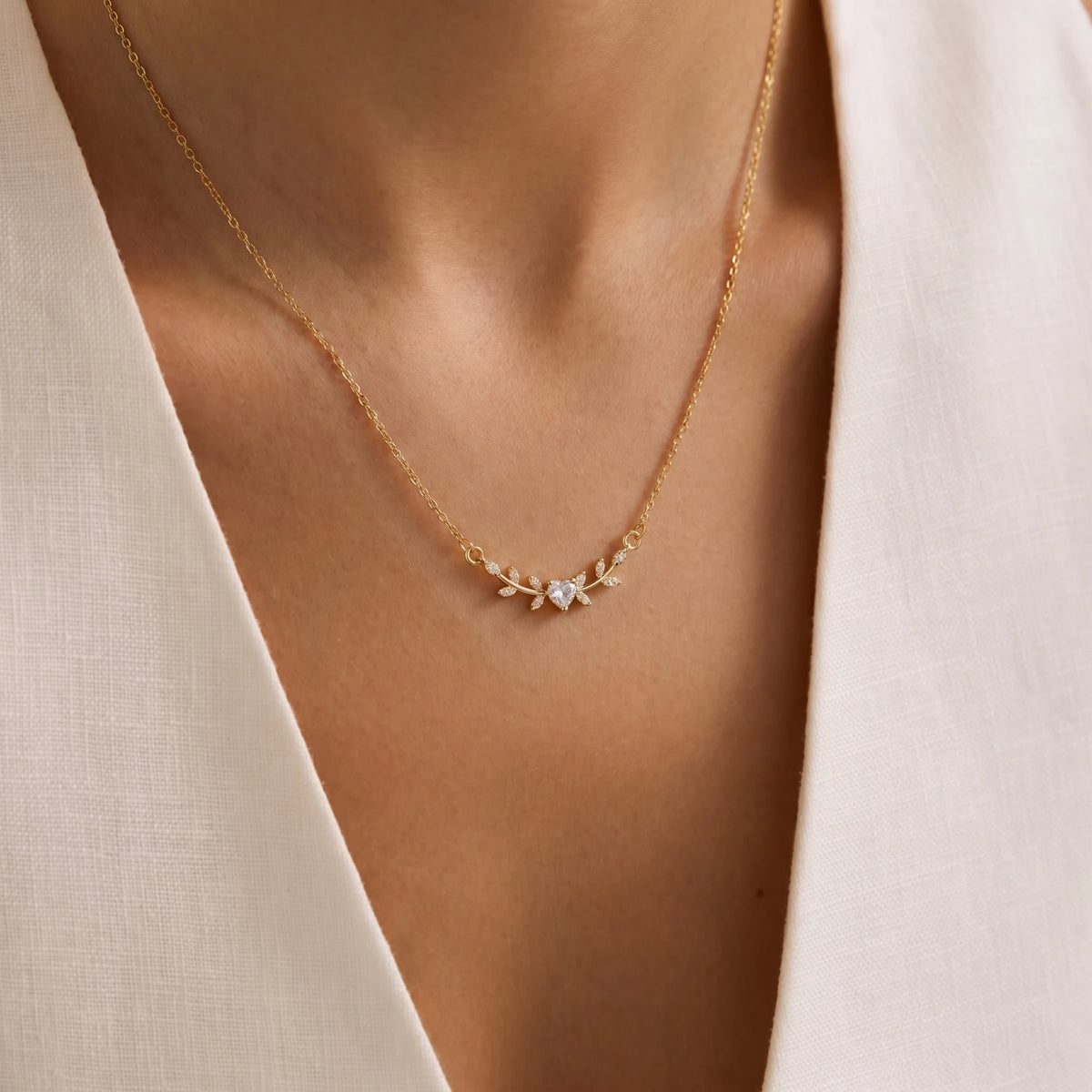 Gold Plated Pendant Necklace - Brooksandezra