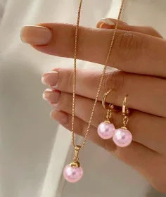 Pearl Jewellery Set - Brooksandezra
